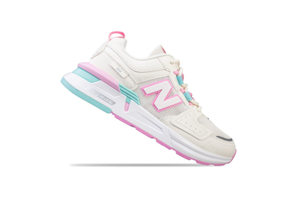 New Balance "Pink Cream" Sneaker