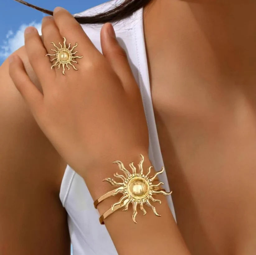 Retro Sun Bracelet Set